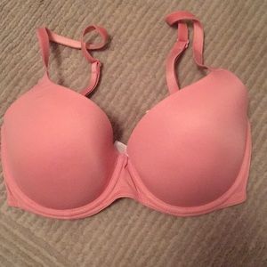 Never worn PINK bra in size 32DD
